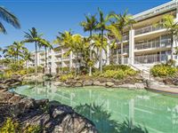 BreakFree-Alexandra-Beach-Pool-Area2